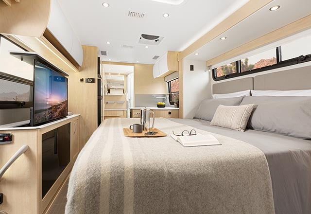 leisure travel vans 2019 unity murphy bed