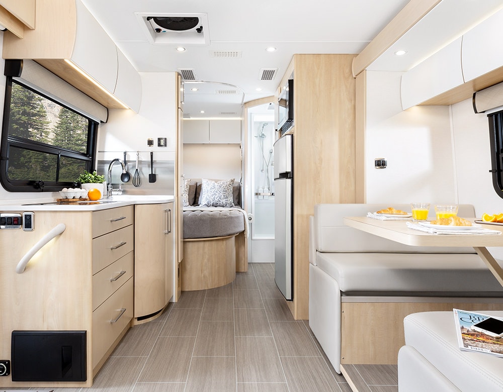 Unity Class C RV - Leisure Travel Vans