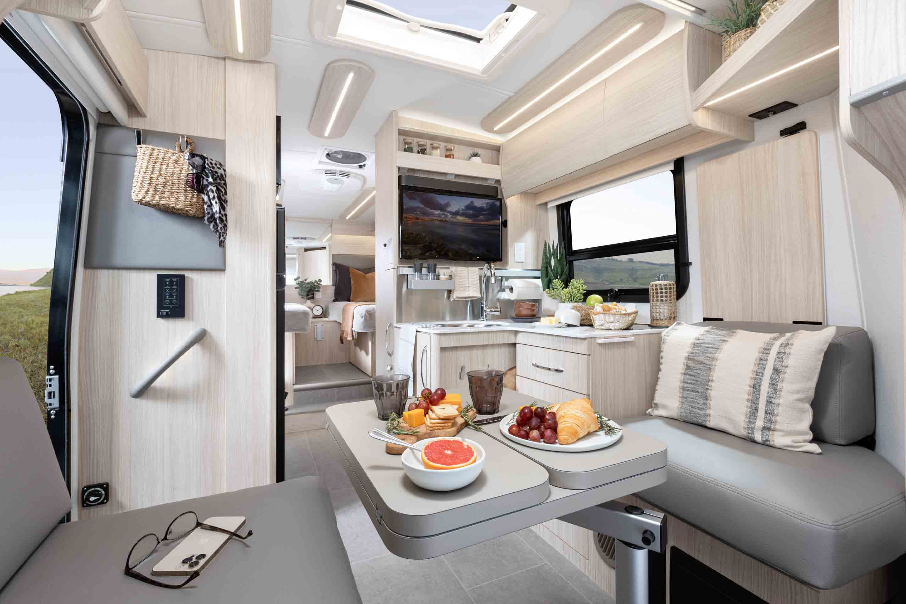 Wonder - Virtual Tours - Leisure Travel Vans