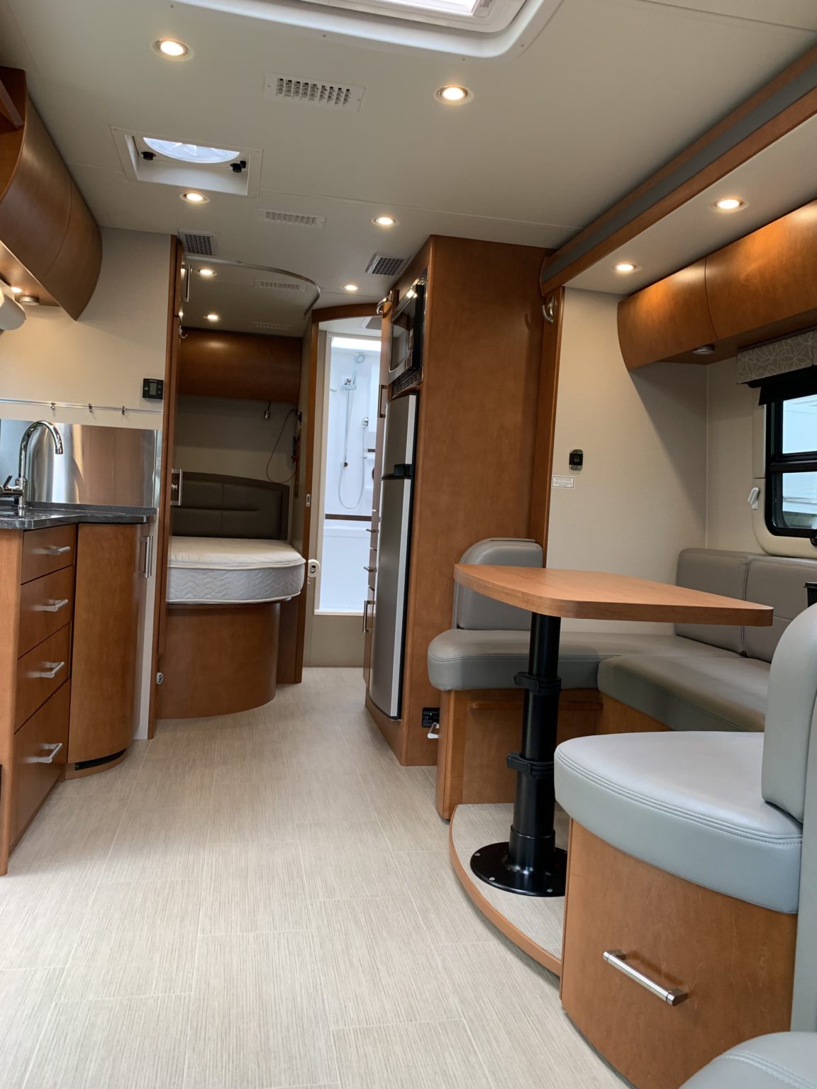 Floorplans: Unity Corner Bed - Leisure Travel Vans