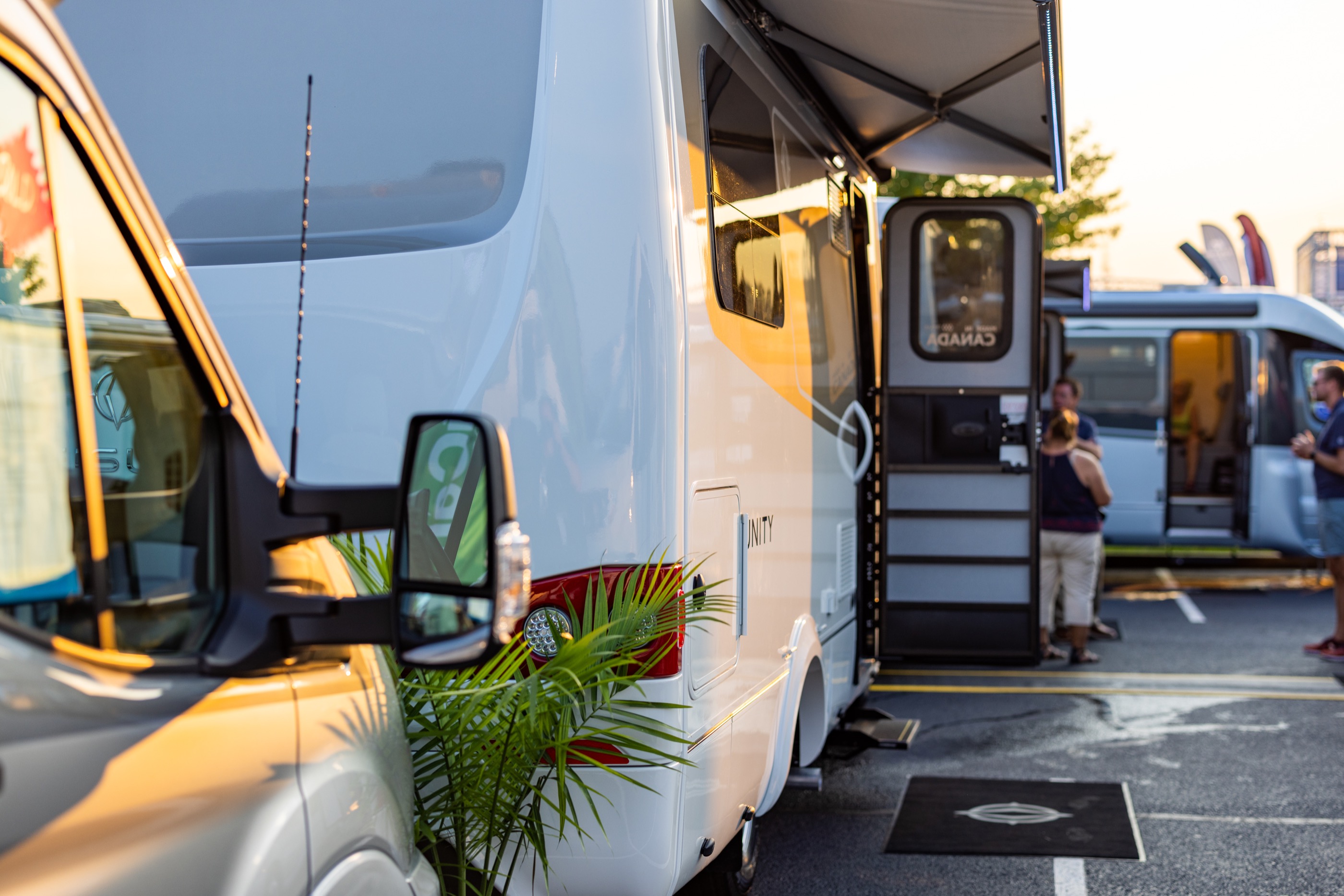 Pleasanton RV Show Leisure Travel Vans