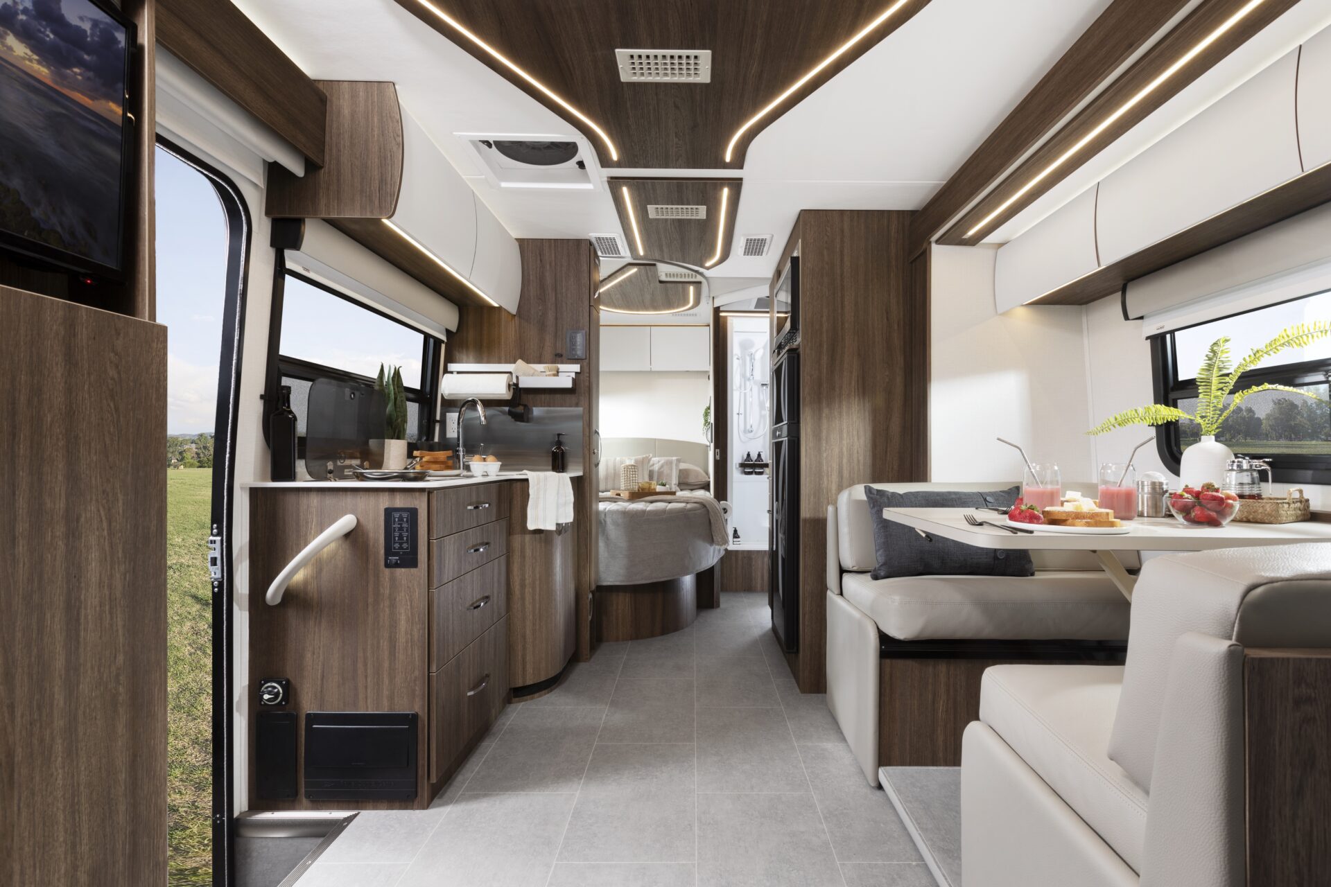 Floorplans: Unity Corner Bed - Leisure Travel Vans