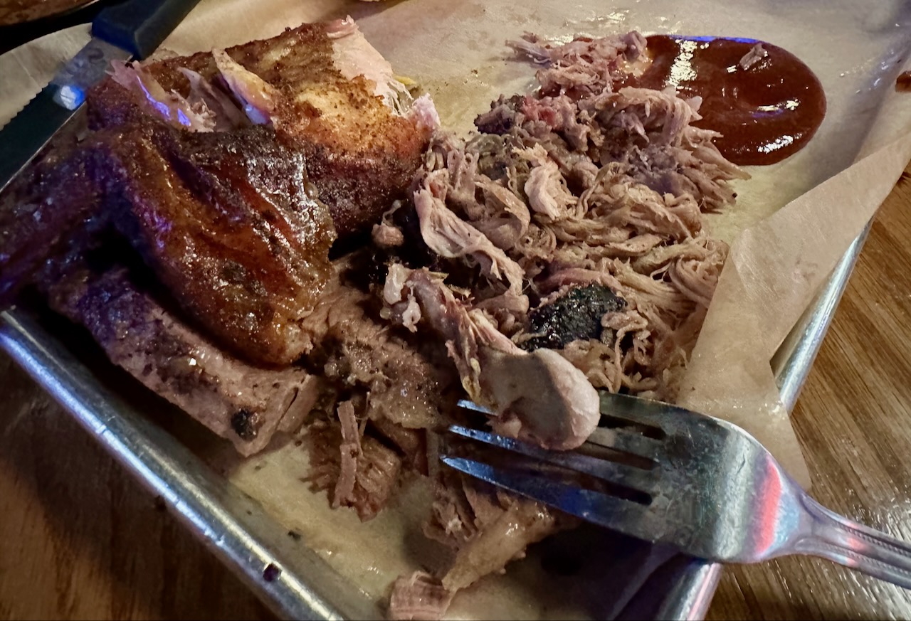 Pulled Pork & Ribs, Hoots BBQ, McGehee, AR