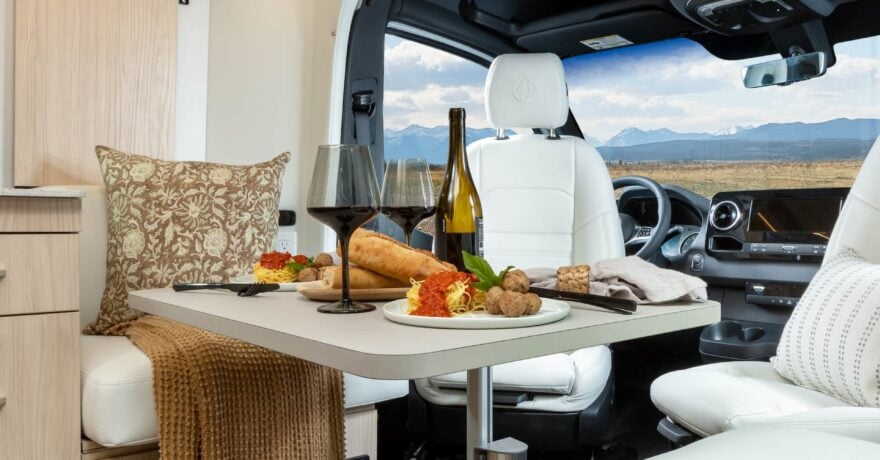 Unity Rear Lounge - Leisure Travel Vans