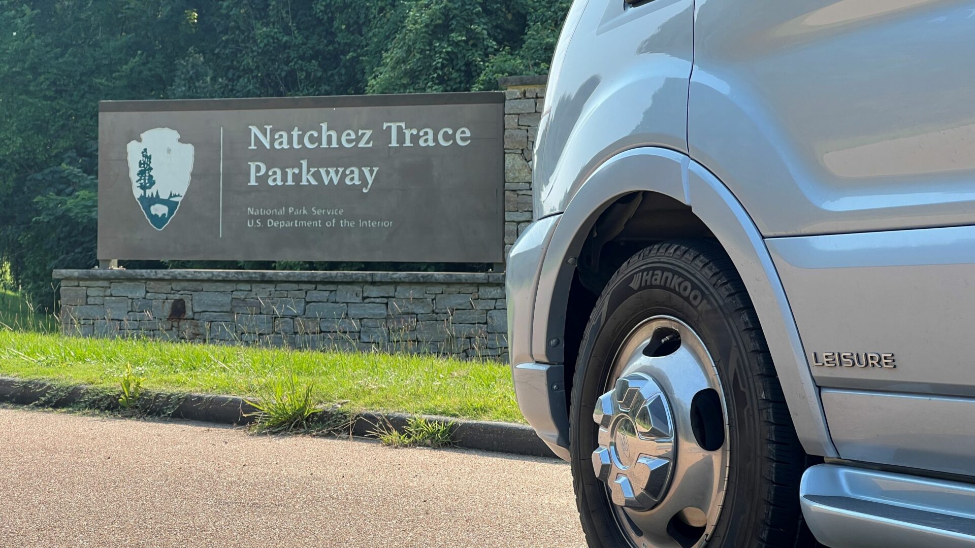 Shaking Down on the Natchez Trace Parkway - Leisure Travel Vans